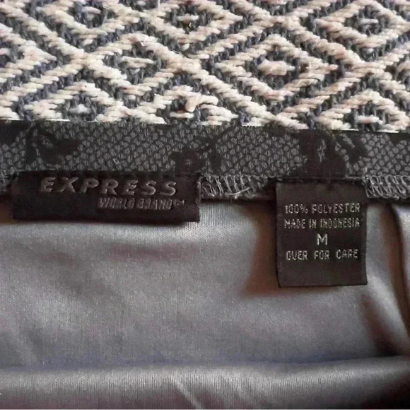 Vtg Express World Brand Grey Lace Midi Skirt - Size Medium - Picture 5 of 6